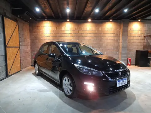 Peugeot 308 Allure usado (2016) color Negro Perla precio $17.800.000