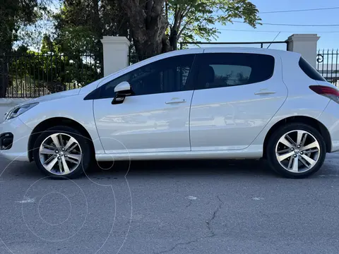 Peugeot 308 Feline THP usado (2017) color Blanco Banquise precio $16.700.000