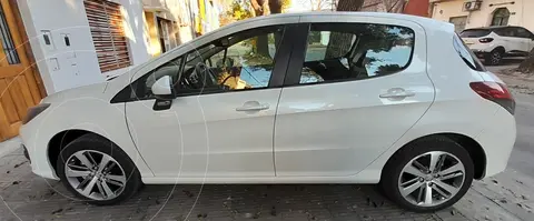 Peugeot 308 Feline THP Tiptronic usado (2017) color Blanco Nacre precio $17.500.000
