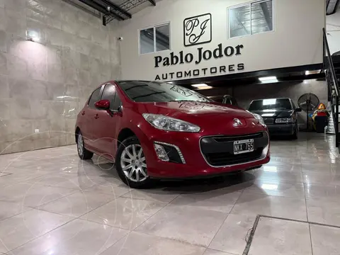 Peugeot 308 Allure usado (2013) color Rojo Lucifer precio u$s11.000