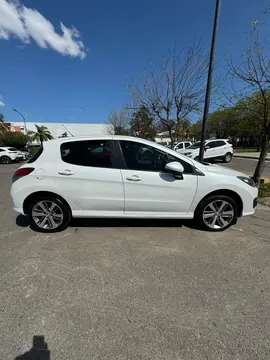 Peugeot 308 Feline HDi usado (2017) color Blanco Banquise financiado en cuotas(anticipo $2.999.999 cuotas desde $200.000)