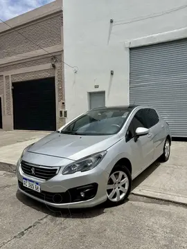 Peugeot 308 Allure HDi usado (2018) color Gris precio u$s15.000