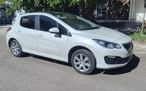 Peugeot 308 Allure HDi usado (2017) color Blanco precio $17.500.000