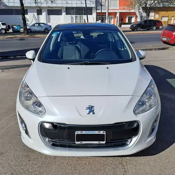 Peugeot 308 Allure NAV usado (2014) color Blanco financiado en cuotas(anticipo $1.687.913 cuotas desde $72.125)