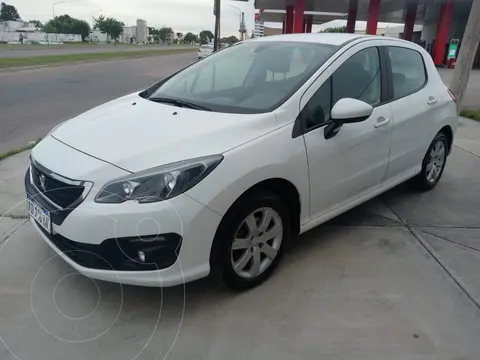 Peugeot 308 Active NAV usado (2018) color Blanco precio $16.500.000