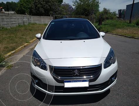 foto Peugeot 308 Feline HDi usado (2017) color Blanco precio $1.745.000