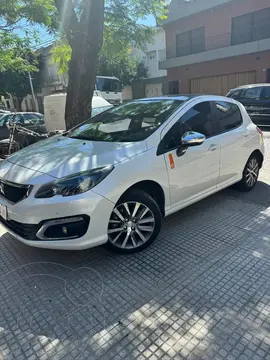 Peugeot 308 Serie Especial Roland Garros THP usado (2018) color Blanco precio u$s18.000