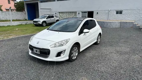 Peugeot 308 Allure NAV usado (2013) color Blanco Banquise precio $15.000.000