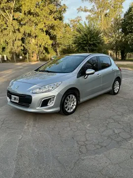 Peugeot 308 Allure usado (2015) color Gris precio u$s11.900