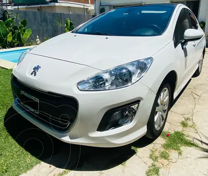 Peugeot 308 Allure NAV usado (2013) color Blanco precio $12.800.000