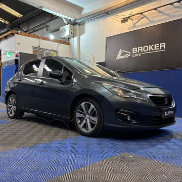 Peugeot 308 Feline THP usado (2017) color Gris Grafito precio u$s12.900