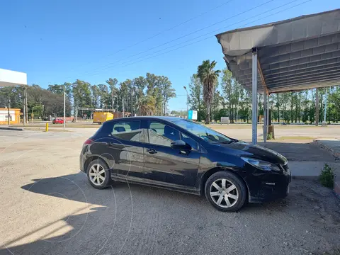 Peugeot 308 Allure NAV usado (2016) color Negro precio $15.500.000