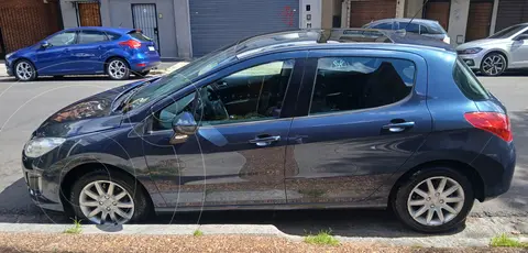 Peugeot 308 Allure HDi NAV usado (2013) color Gris Cendre precio u$s10.500