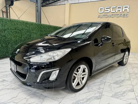 Peugeot 308 Feline usado (2013) color Negro Perla precio $12.900.000