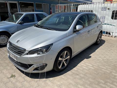 foto Peugeot 308 Feline 1.6L e-HDi usado (2014) color Plata precio $10.490.000
