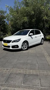 Peugeot 308 1.5L Feline BlueHDi 130HP usado (2021) color Blanco Nacarado precio $11.990.000