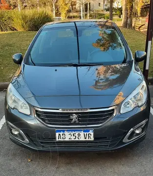 Peugeot 408 Allure Plus 1.6 THP usado (2017) color Gris Grafito precio u$s12.000