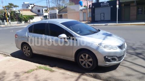 foto Peugeot 408 Allure HDi NAV usado (2015) color Plata precio $980.000