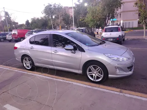 Peugeot 408 Allure Pack 1.6 THP Tiptronic usado (2013) color Gris precio $14.500.000