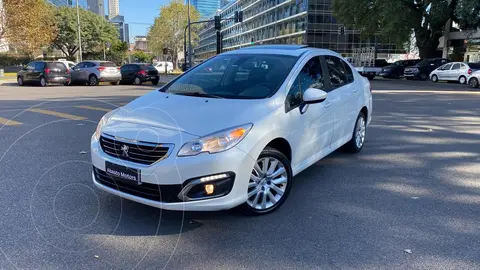 Peugeot 408 Allure Plus 1.6 THP usado (2017) color Blanco precio $16.000.000