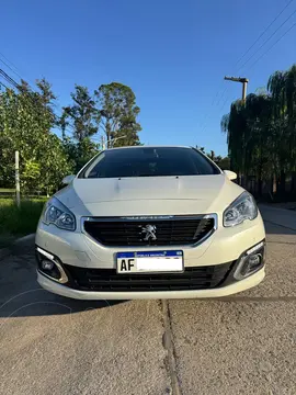 Peugeot 408 Feline HDi 2014/15 usado (2022) color Blanco precio u$s17.500