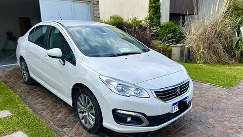 Peugeot 408 Allure Pack 1.6 THP Tiptronic usado (2018) color Blanco Banquise precio $17.500.000
