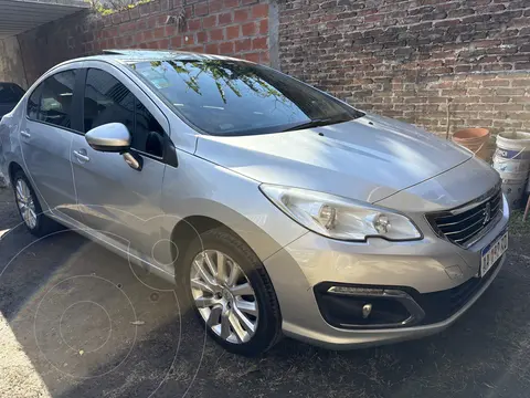 Peugeot 408 Allure Plus 1.6 THP usado (2016) color Gris Aluminium precio $11.500.000