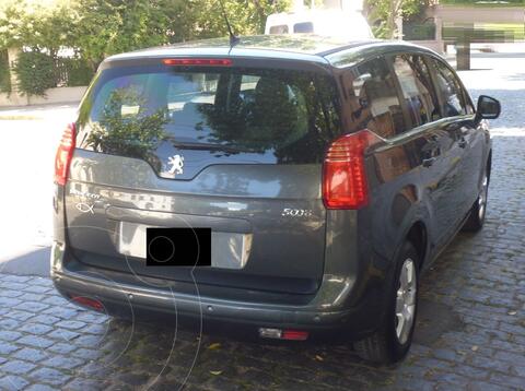 Peugeot 5008 Allure 7 plazas usado (2014) color Gris precio $2.490.000