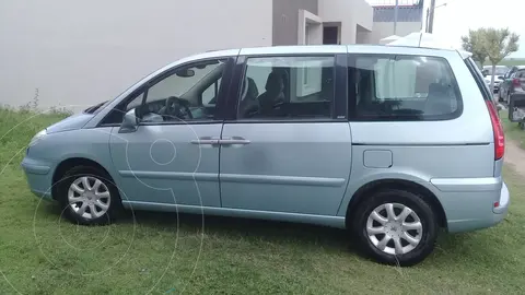 Peugeot 807 ST 2.0 HDi 7 asientos usado (2004) color Gris Aluminium precio $8.000.000