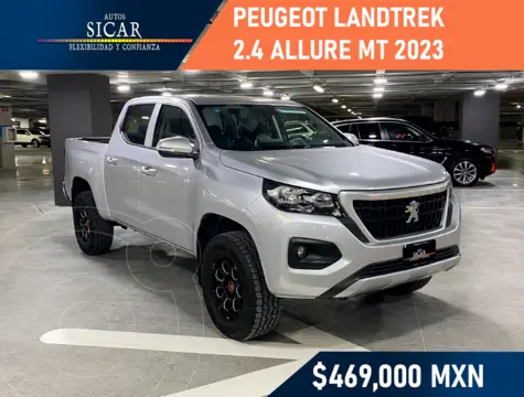 Peugeot Landtrek Allure 4x2 usado (2023) color plateado financiado en mensualidades(enganche $126,044 mensualidades desde $9,718)