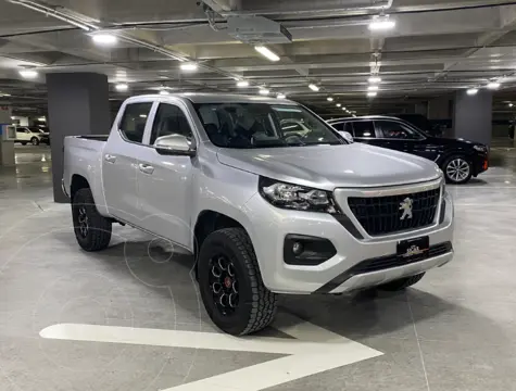 Peugeot Landtrek Allure 4x2 usado (2023) color plateado financiado en mensualidades(enganche $126,044 mensualidades desde $9,718)