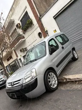 Peugeot Partner Patagonica 1.4 usado (2011) color Gris Aluminium precio $13.300.000