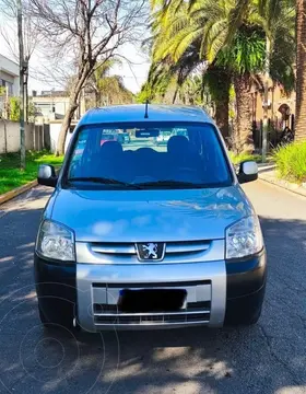 Peugeot Partner Patagonica 1.6 usado (2018) color Gris financiado en cuotas(anticipo $5.999.999)