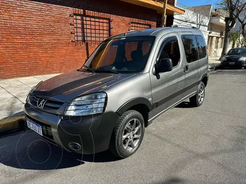 Peugeot Partner Patagonica 1.6 HDi VTC Plus usado (2020) color Gris Aluminium financiado en cuotas(anticipo $7.500.000 cuotas desde $225.000)