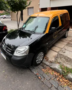 Peugeot Partner Patagonica 1.6 HDi VTC Plus usado (2017) color Amarillo precio $16.750.000