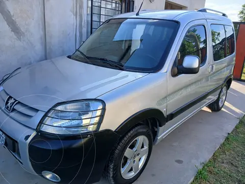 Peugeot Partner Patagonica VTC Plus usado (2012) color Gris Aluminium precio u$s11.500