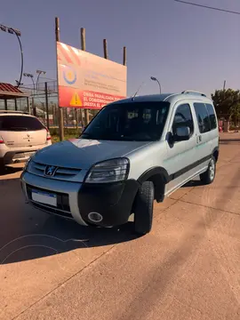 Peugeot Partner Patagonica 1.6 usado (2018) color Gris financiado en cuotas(anticipo $3.000.000 cuotas desde $200.000)