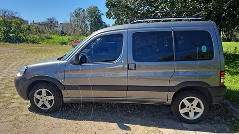 Peugeot Partner Patagonica 1.6 VTC Plus usado (2017) color Gris precio u$s14.000