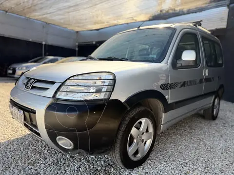 Peugeot Partner Patagonica 1.6 HDi usado (2018) color Gris precio $11.000.000