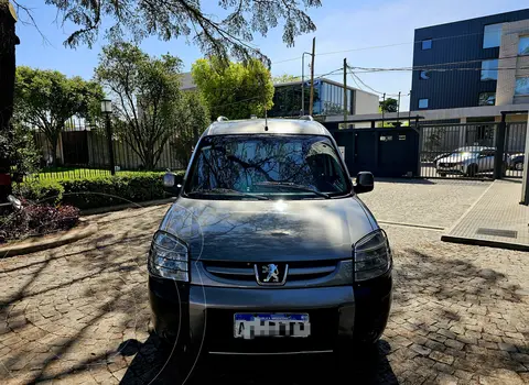 Peugeot Partner Patagonica 1.6 HDi VTC Plus usado (2018) color Gris Aluminium precio $19.000.000