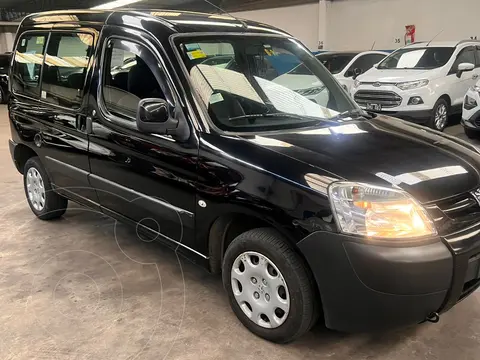 Peugeot Partner Patagonica 1.6 HDi usado (2019) color Negro financiado en cuotas(anticipo $9.000.000 cuotas desde $500.000)