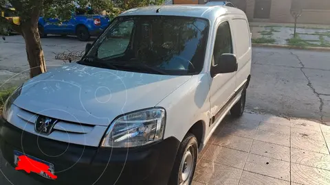 Peugeot Partner Furgon 1.8 usado (2018) color Blanco precio $15.800.000
