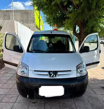 Peugeot Partner Furgon Confort 1.6 usado (2019) color Blanco financiado en cuotas(anticipo $8.000.000)