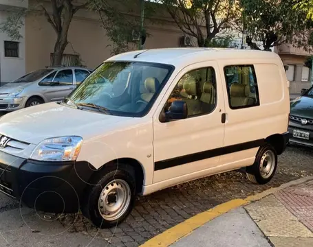 Peugeot Partner Furgon Confort 1.6 usado (2020) color Blanco Banquise financiado en cuotas(anticipo $6.000.000 cuotas desde $200.000)