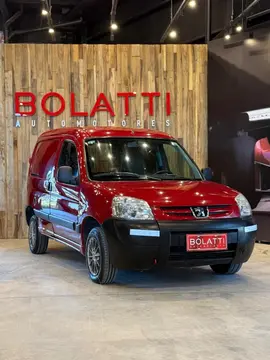 Peugeot Partner PARTNER 1.4 CONFORT PLC       L/10 usado (2013) color Bordo precio $12.500.000