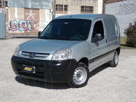 Peugeot Partner Furgon Confort PCL usado (2011) color Gris financiado en cuotas(anticipo $6.500.000)