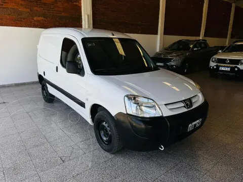 Peugeot Partner Furgon Presence usado (2015) color Blanco precio $13.500.000