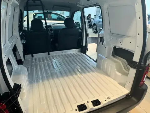 Peugeot Partner Furgon Confort 1.6 HDi nuevo color Blanco Banquise financiado en cuotas(anticipo $6.500.000 cuotas desde $300.000)