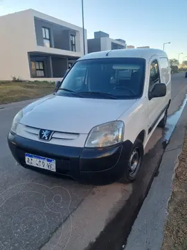 Peugeot Partner Furgon Confort 1.6 usado (2017) color Blanco precio $14.000.000