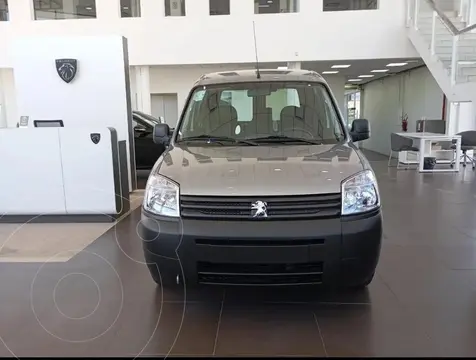 Peugeot Partner Furgon Confort 1.6 HDi usado (2024) color Gris Aluminium financiado en cuotas(anticipo $13.175.000)